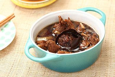 超自然侦探冒险游戏《残忍的缪思》现已发售